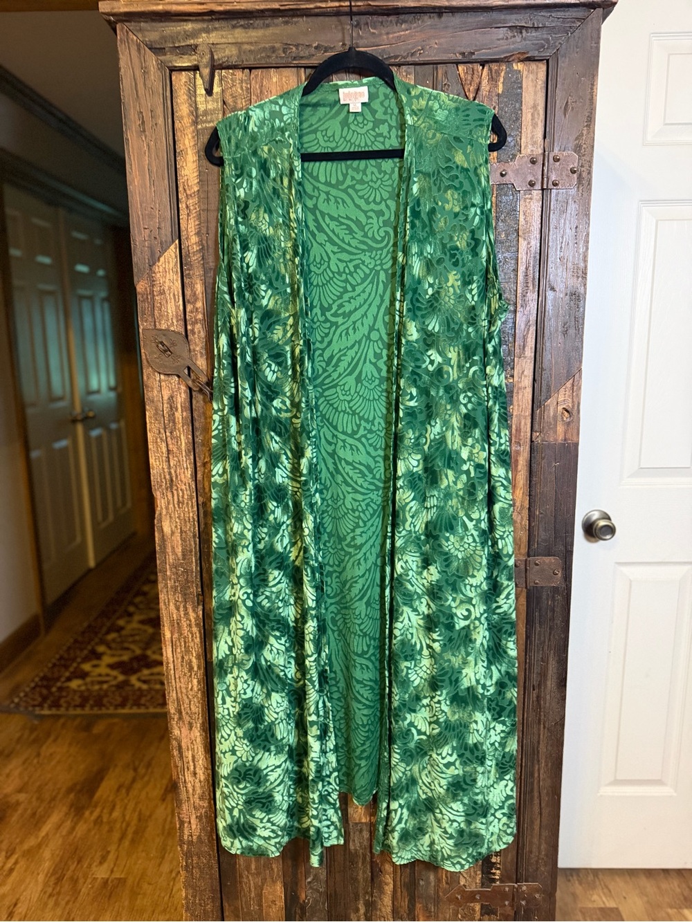 LuLaRoe Joy Duster Vest Women’s XL Green Velvet Burnout Floral Longline boho